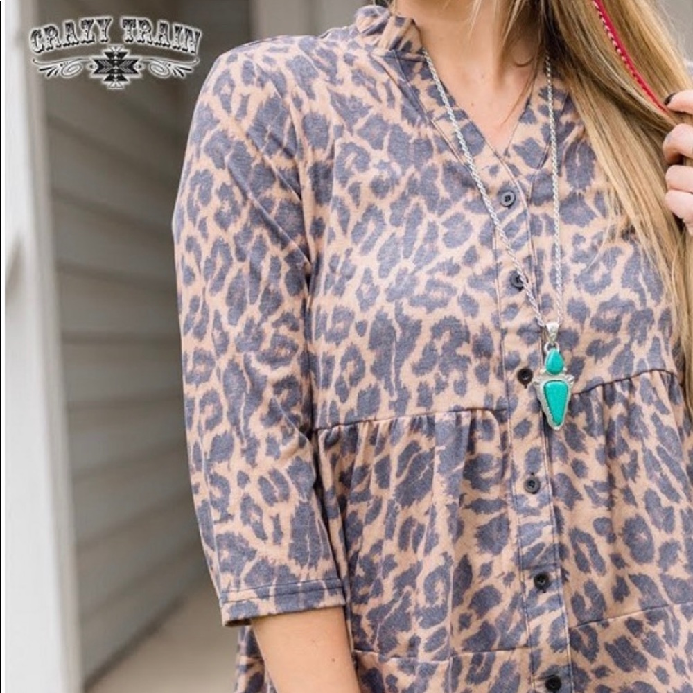 Crazy Train Lindsey Leopard Top! - Picture 6 of 8